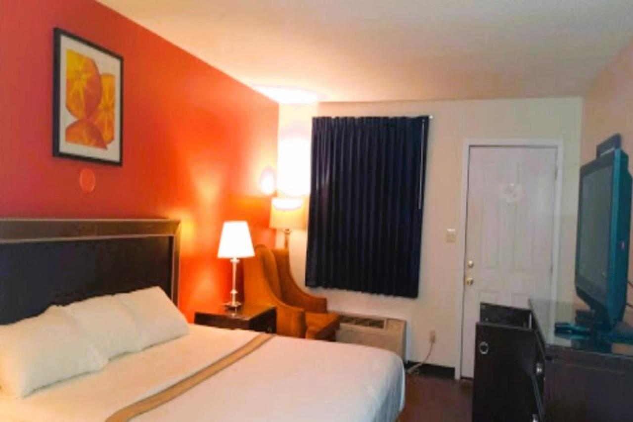 Oyo Hotel Mcintyre Ga, Us 441 외부 사진