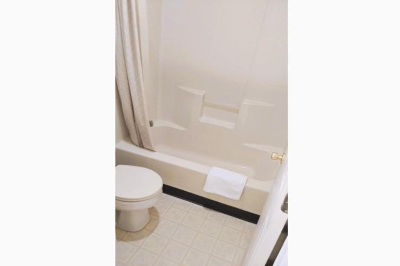 Oyo Hotel Mcintyre Ga, Us 441 외부 사진